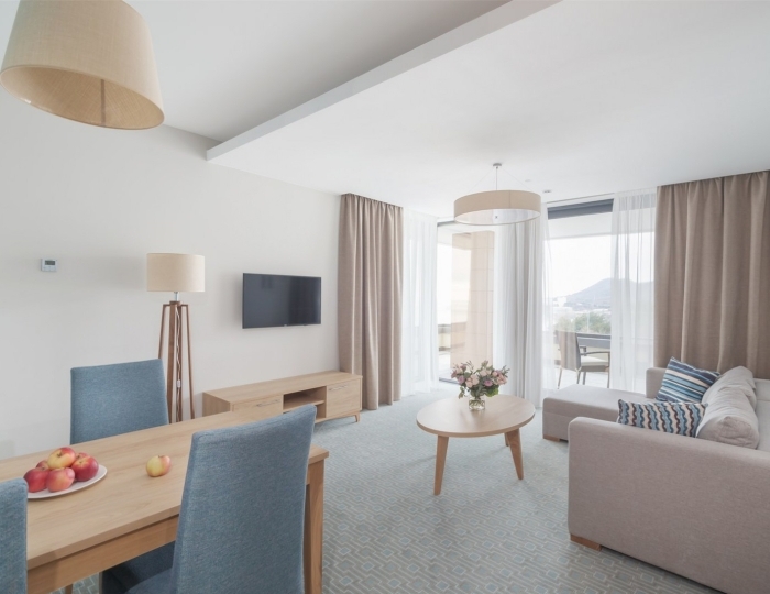 Улучшенный Сьют с видом на море - Отель Hotel Collection / Лавикон