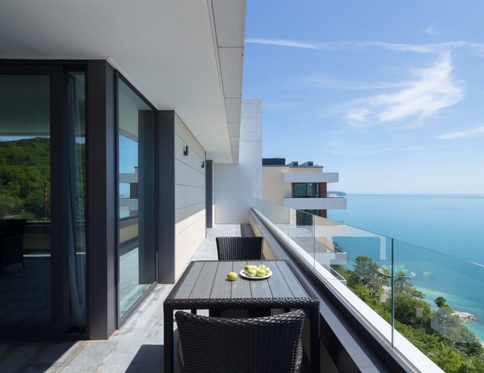 Улучшенный Сьют с видом на море - Отель Hotel Collection / Лавикон