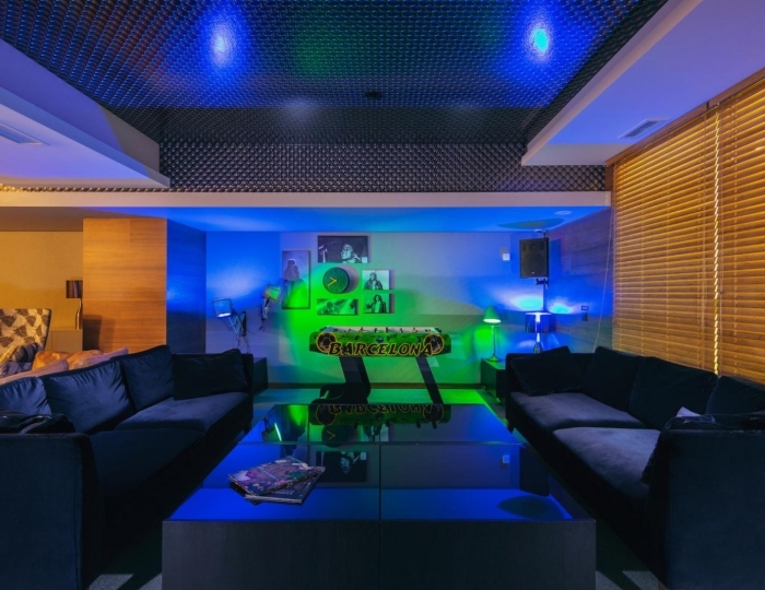 Караоке - Отель Hotel Collection / Лавикон